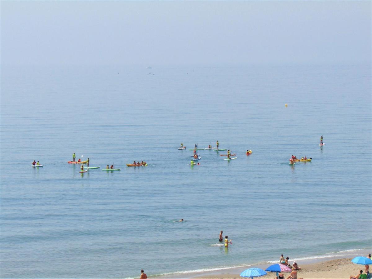 Beachfront, Two Bed- & Bathrooms, Private Parking Fuengirola Zewnętrze zdjęcie