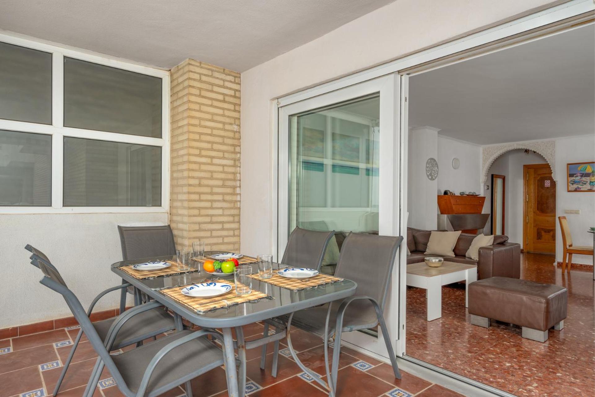 Beachfront, Two Bed- & Bathrooms, Private Parking Fuengirola Zewnętrze zdjęcie