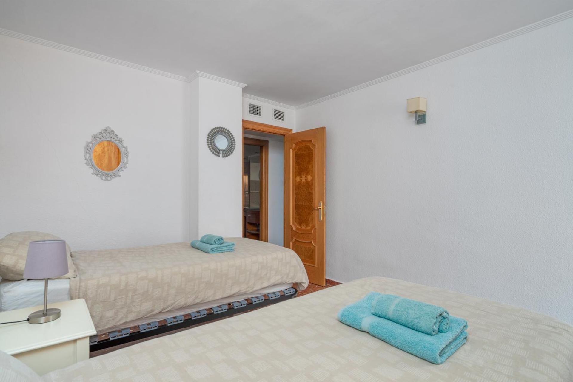 Beachfront, Two Bed- & Bathrooms, Private Parking Fuengirola Zewnętrze zdjęcie